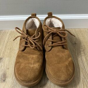 UGG Woman’s Neumel Boots